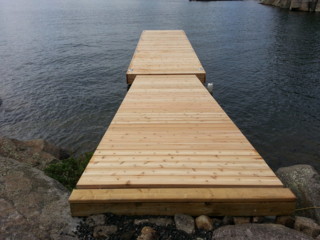 8ft x 24ft Floating Pontoon Dock in Georgian Bay.jpg